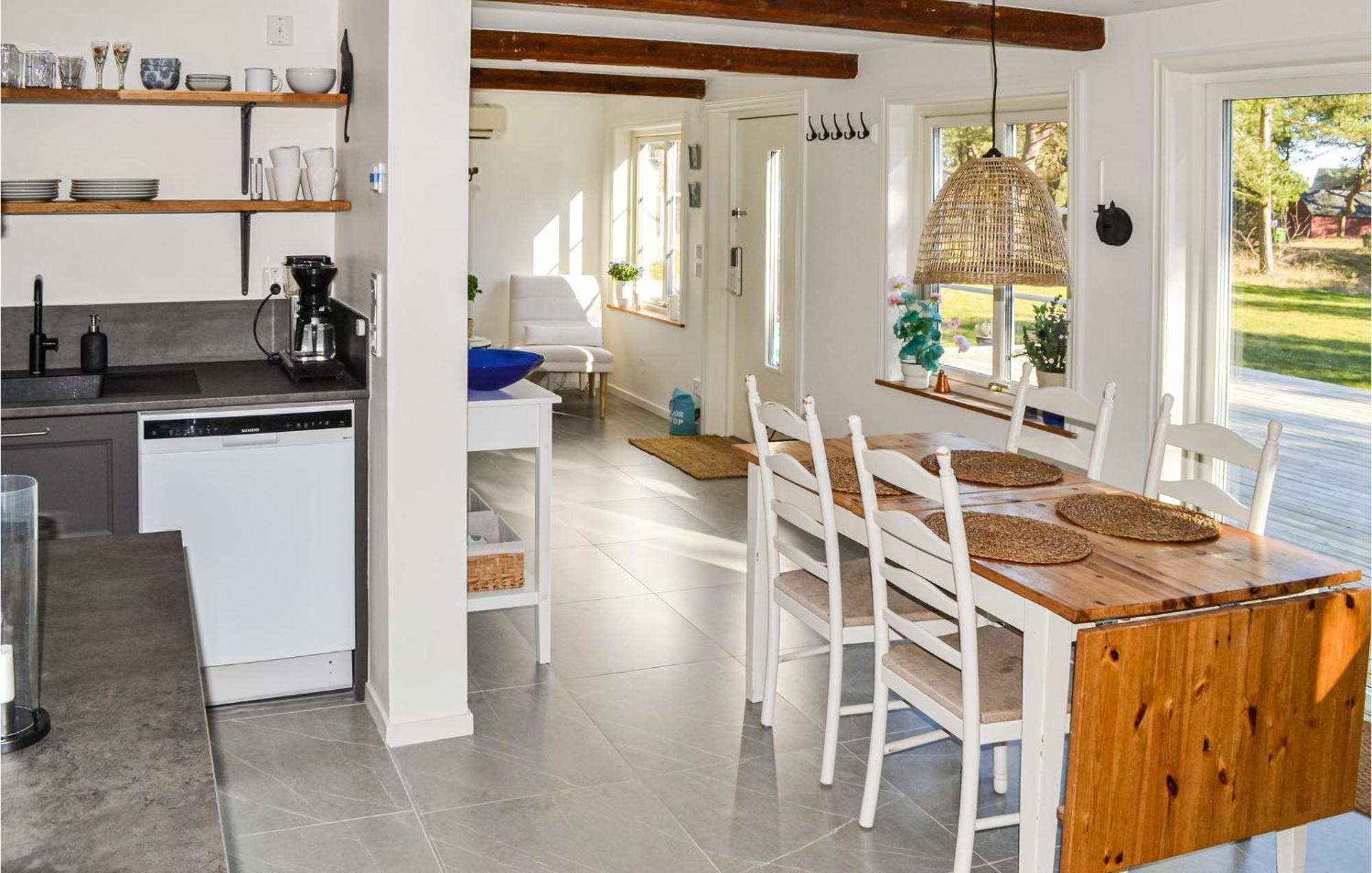 Gorgeous Home In Borrby With Wifi المظهر الخارجي الصورة